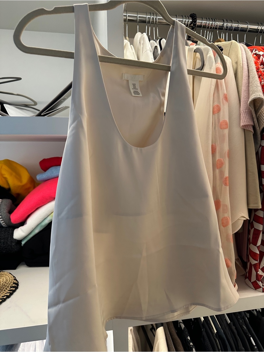 NWOT H&M Cream Scoop Neck Camisole Tank